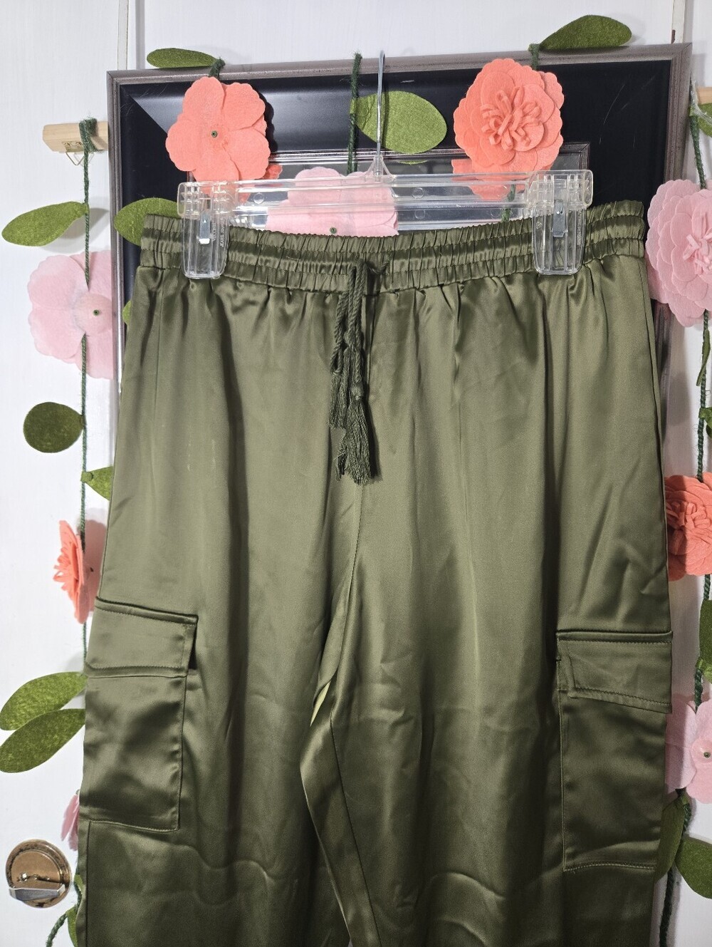 Allegra K Satin Green Joggers Sz Medium NWT - Picture 6 of 9